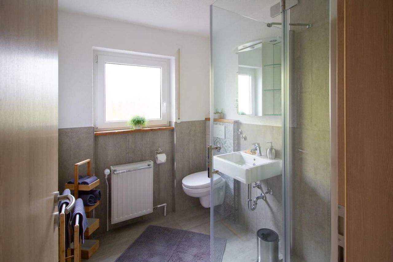 Schoene Und Helle Ferienwohnung In Pfaffenweiler Villingen-Schwenningen Exterior foto